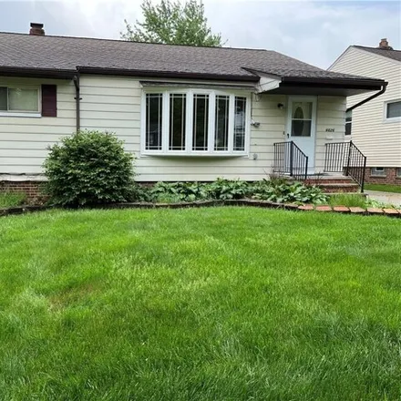 Buy this 3 bed house on 6632 Queens Park Avenue in Mayfield Heights, OH 44124