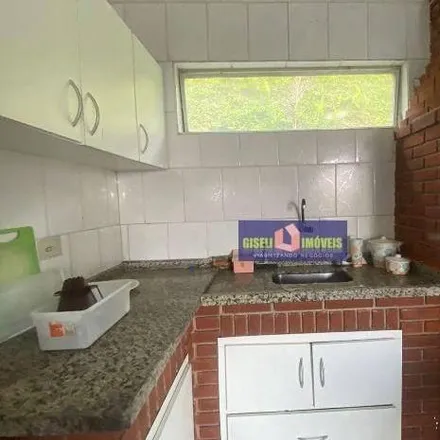 Buy this 3 bed house on Avenida Francisco Finco in Bairro dos Finco, São Bernardo do Campo - SP