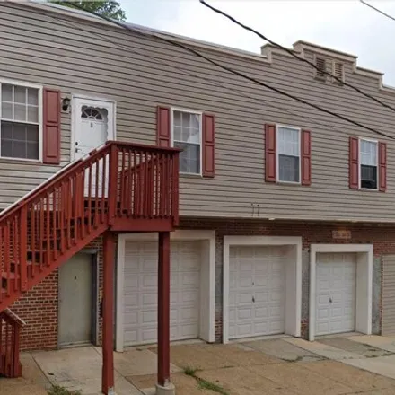 Rent this 2 bed apartment on Reybold Self Storage in East 26th Street, Wilmington