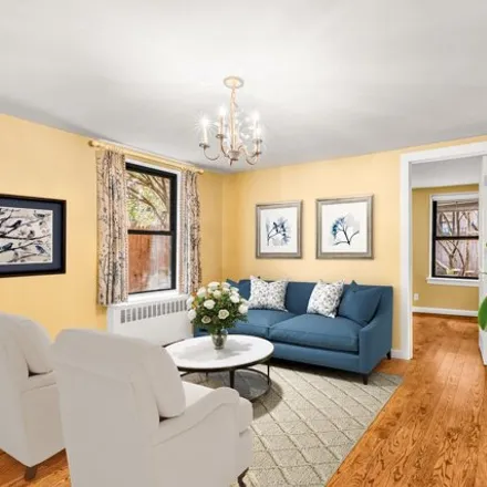Image 1 - 136 West 13th Street, New York, NY 10011, USA - Townhouse for sale
