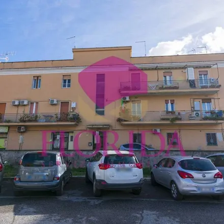 Image 4 - Via Alessandro Volta, 04011 Aprilia LT, Italy - Apartment for rent