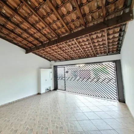 Rent this 2 bed house on Rua Dona Aurora in Paulicéia, Piracicaba - SP