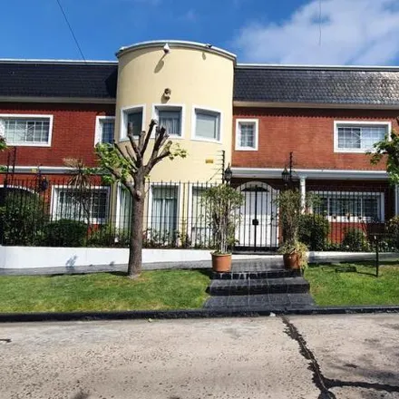 Buy this 3 bed house on Intendente Tomás Saubidet 3835 in Villa Martelli, Vicente López