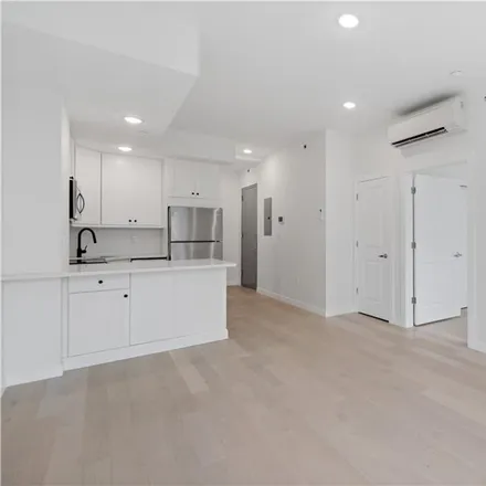 Image 3 - 1655 East 19th Street, New York, NY 11229, USA - Condo for sale