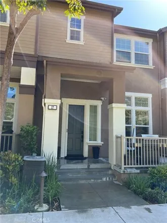 Rent this 3 bed condo on Clifford Lane in Ladera Ranch, CA 92694
