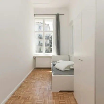 Image 3 - Biebricher Straße 15, 12053 Berlin, Germany - Room for rent