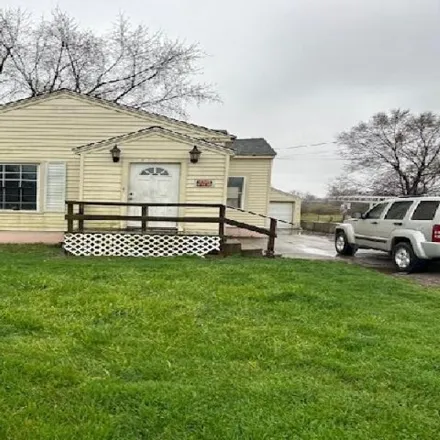 Image 1 - 1948 Corunna Avenue, Middletown, Caledonia Charter Township, MI 48867, USA - House for sale