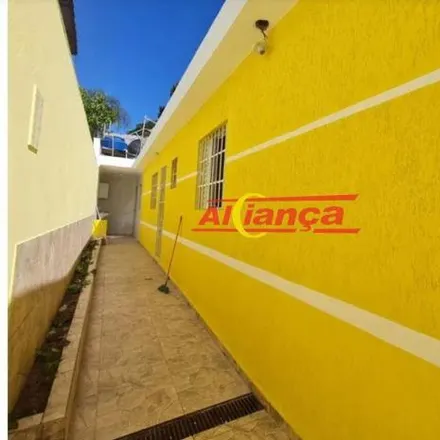 Buy this 2 bed house on Rua Macatuba in Recanto Mônica, Itaquaquecetuba - SP