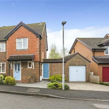 Buy this 4 bed house on unnamed road in Binfield, RG42 4DY