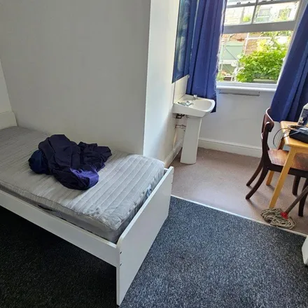 Image 3 - Pevensey Road, Eastbourne, BN21 3HS, United Kingdom - Room for rent