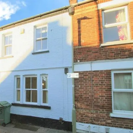Rent this 4 bed townhouse on 4 Osney Lane in Oxford, OX1 1NP