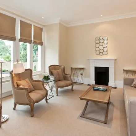 Image 2 - Mountfield Road, London, W5 2NG, United Kingdom - Apartment for rent