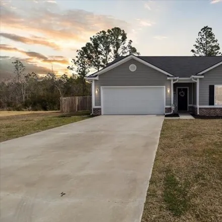 Rent this 3 bed house on Pineridge Way in Hinesville, GA 31333