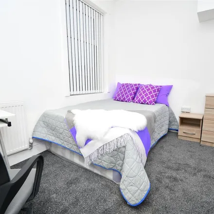 Image 5 - 19 Tay Street, Burnley, BB11 4FB, United Kingdom - Apartment for rent