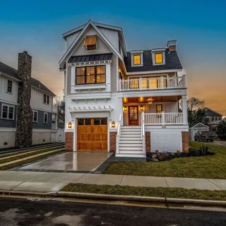 Buy this 6 bed house on 252 36th Street in Avalon, Cape May County