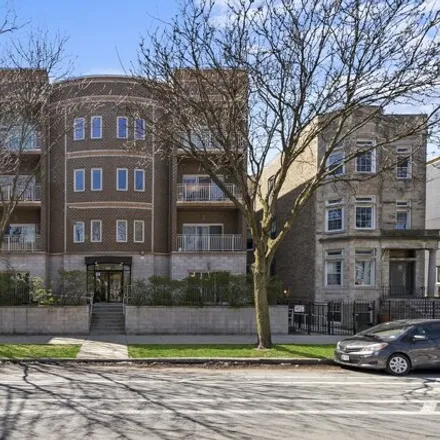Buy this 3 bed condo on 1926-1932 North Kedzie Avenue in Chicago, IL 60647