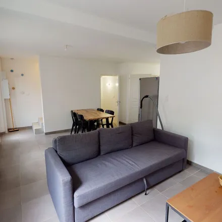 Image 3 - 42 Rue des Hameaux de la Plaine, 86000 Poitiers, France - Apartment for rent