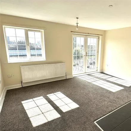 Image 2 - Carrholme Court, Skircoat Green, HX1 3PJ, United Kingdom - Townhouse for rent