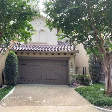Buy this 3 bed townhouse on 14757 Stanford Court in Addison, TX 75254