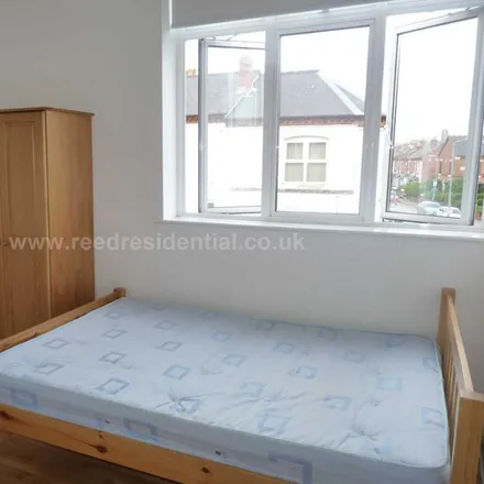 Image 9 - 35 Exeter Road, Selly Oak, B29 6EX, United Kingdom - Apartment for rent