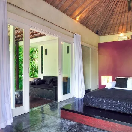 Rent this 3 bed house on Jalan Airport Exit North in Tuban 80631, Bali