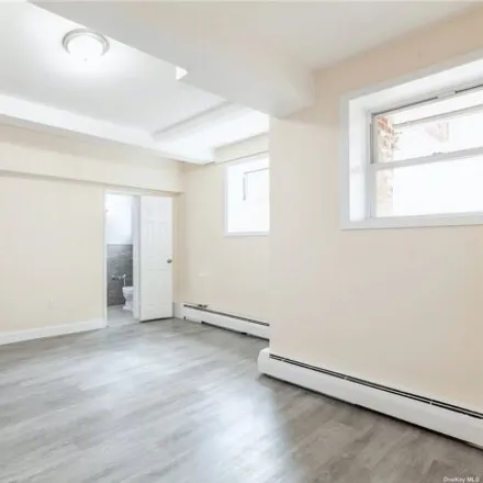 Image 9 - 210 East Broadway, City of Long Beach, NY 11561, USA - Apartment for sale