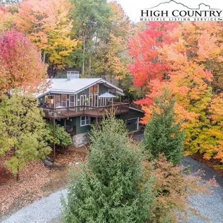 Buy this 5 bed house on Beech Mountain Club in 103 Lakeledge Road, Beech Mountain