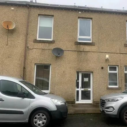 Buy this studio apartment on Elgin Road in Cowdenbeath, KY4 9SF