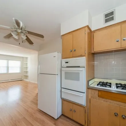 Rent this 1 bed apartment on 1769 West Touhy Avenue in Park Ridge, IL 60068