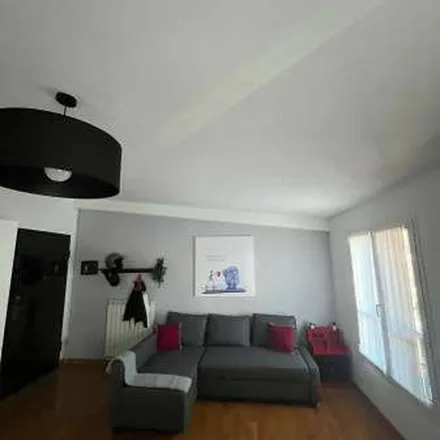 Rent this 2 bed apartment on Via Guido Cavalcanti 1 in 20127 Milan MI, Italy