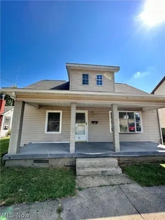 Buy this 3 bed house on 676 North 5th Street in Calumet, Toronto