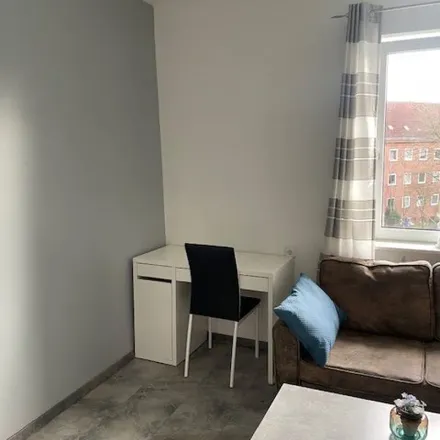 Rent this 3 bed apartment on Gabelsbergerstraße 33 in 24148 Kiel, Germany