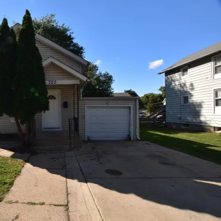 Rent this 3 bed house on 320 North Union Street in Aurora, IL 60505