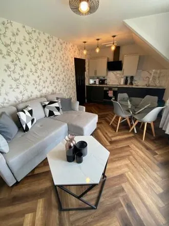 Rent this 1 bed apartment on Taff Embankment in Cardiff, CF11 7BE