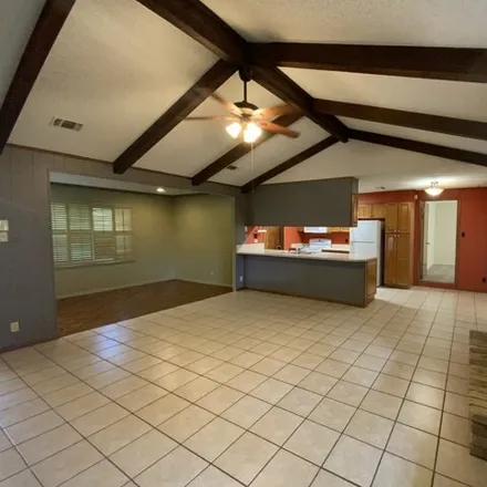Image 3 - 7108 Forest Pine Street, Leon Valley, Bexar County, TX 78240, USA - House for rent