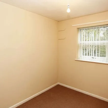 Rent this 3 bed apartment on Fieldfare Way in Dawley, TF4 3TH
