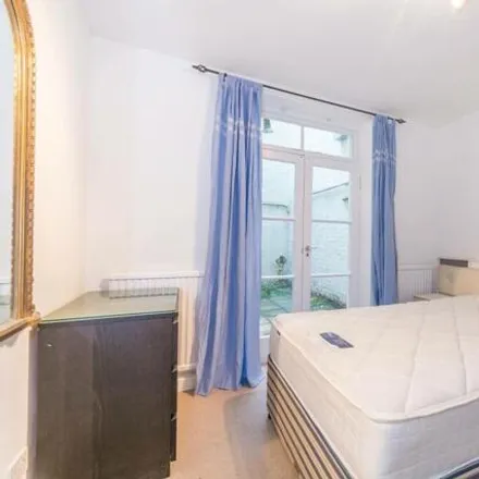 Rent this 2 bed apartment on 191 Sussex Gardens in London, W2 3UA