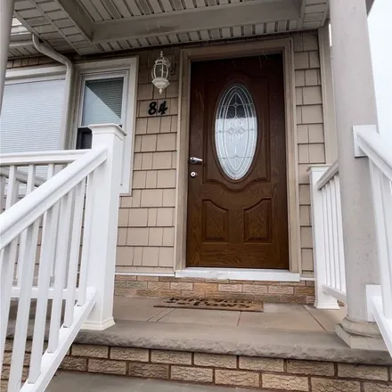 Rent this 3 bed apartment on 84 3rd Avenue in Village of East Rockaway, NY 11518