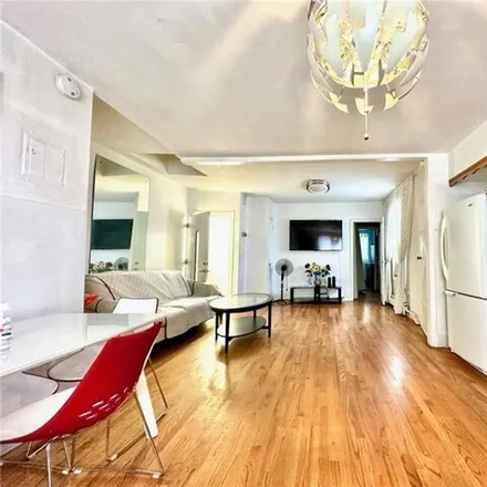 Image 4 - 13 Denton Place, New York, NY 11215, USA - Townhouse for sale