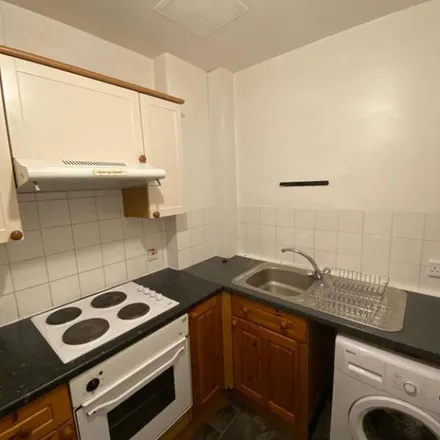 Image 9 - 74 Brunswick Street, City of Edinburgh, EH7 5HR, United Kingdom - Apartment for rent