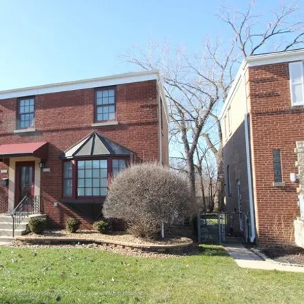 Buy this 3 bed house on 11410 South Talman Avenue in Chicago, IL 60655