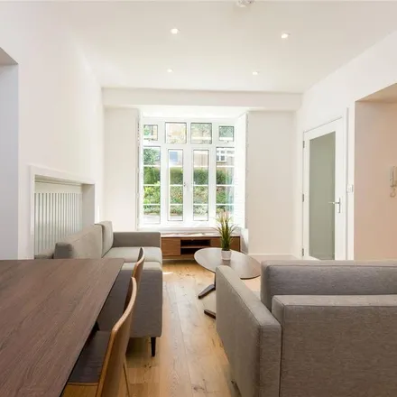 Image 4 - Grove End Gardens, 33 Grove End Road, London, NW8 9ND, United Kingdom - Apartment for rent