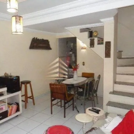 Buy this 2 bed house on Rua Flório de Oliveira in Parque Continental IV, Guarulhos - SP