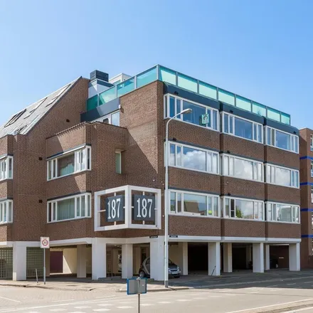 Rent this 2 bed apartment on Boschdijk 361 in 5621 JB Eindhoven, Netherlands