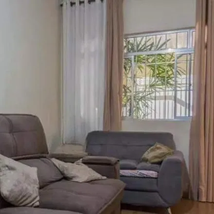 Buy this 3 bed house on Rua Cristiano Angeli 2100 in Alves Dias, São Bernardo do Campo - SP