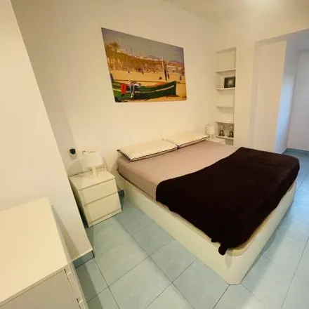Image 6 - Carrer de la Reina, 119, 46011 Valencia, Spain - Apartment for rent