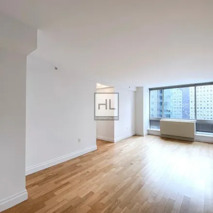 Image 5 - 144 East 44th Street, New York, NY 10017, USA - Apartment for rent