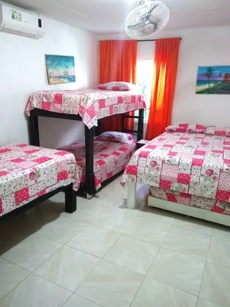 Rent this 1 bed room on St Mary Star of the Sea Catholic Church in Vía Circunvalar de San Andrés, Barrio El Bight