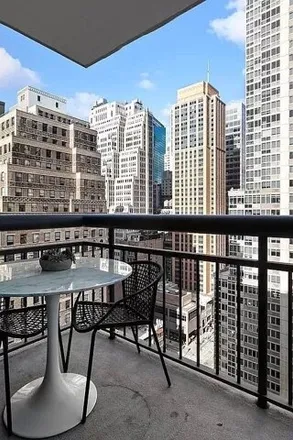 Image 2 - The Vogue, 990 6th Avenue, New York, NY 10018, USA - Apartment for rent