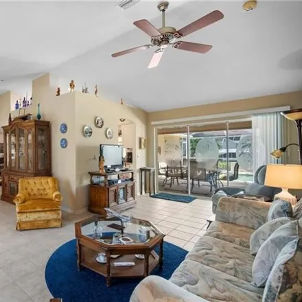 Image 7 - 1403 SE 14th St, Cape Coral, Florida, 33990 - House for sale